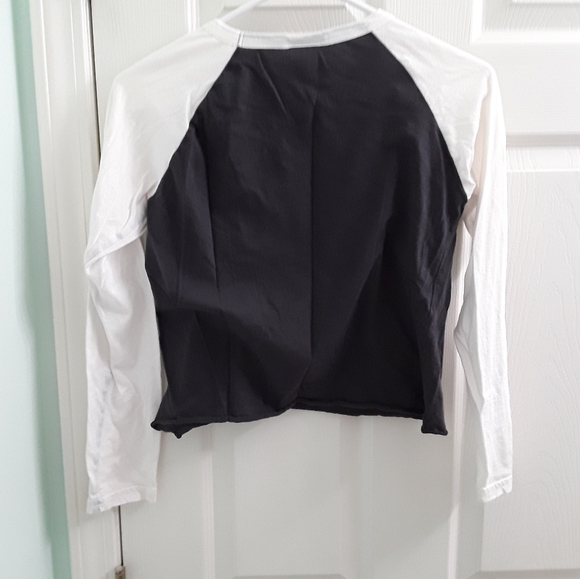 The Who Long Sleeve Cropped Graphic Band Tee - Picture 4 of 6